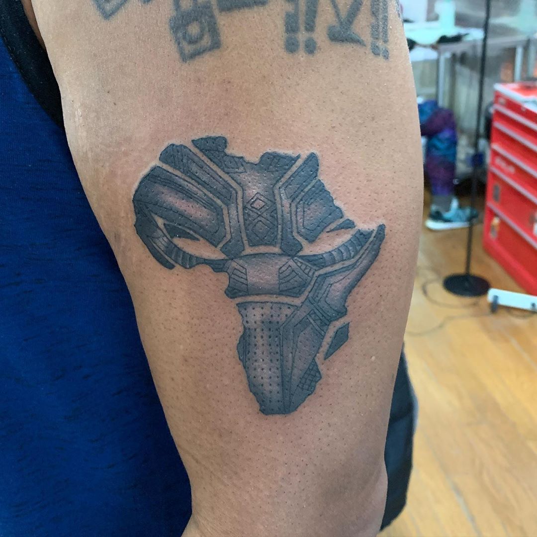 UPDATED: 20+ Proud Black Panther Tattoos