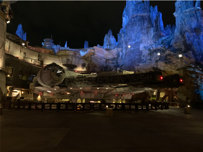 Image by Grace Hoyos of Star Wars Land in Disney World